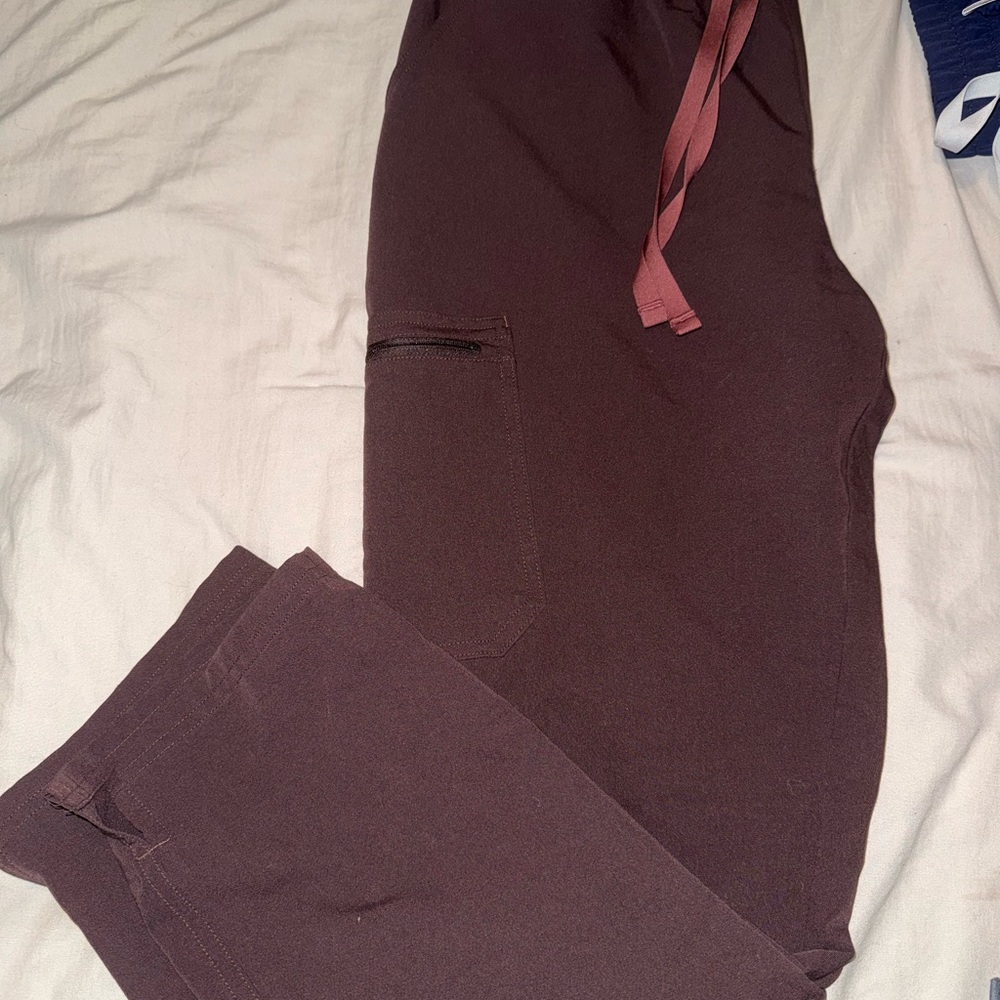 Figs Chocolate Brown Technical Collection Top